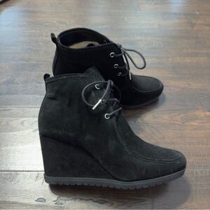 Michael Michael Kors Tamara Suede Wedge Lace Front Bootie Size 9.5 Women